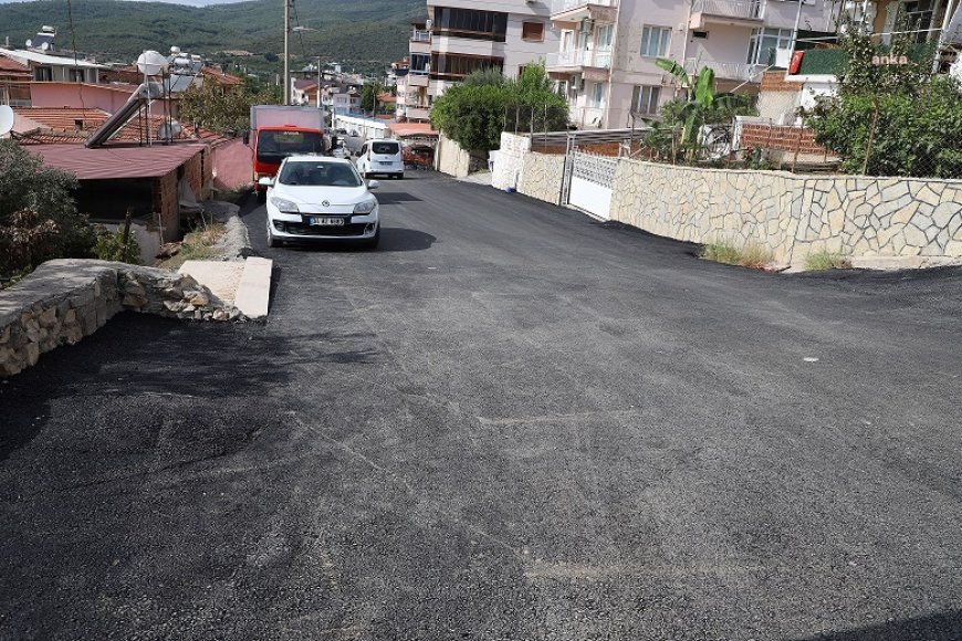 Menderes Belediyesi yol çalışmalarını sürdürüyor