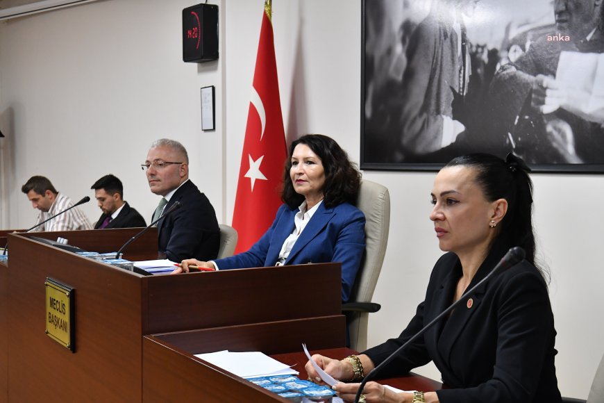 Tuzla Belediyesi ekim ayı toplantısında kadın cinayetleri tartışması: "Münferit bir olay diyemezsiniz"