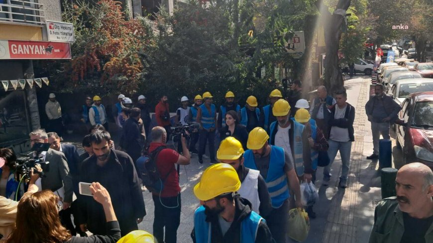 Kurtuluş Parkı, Fernas işçilerine kapatıldı... Açlık grevindeki işçilerden biri baygınlık geçirdi