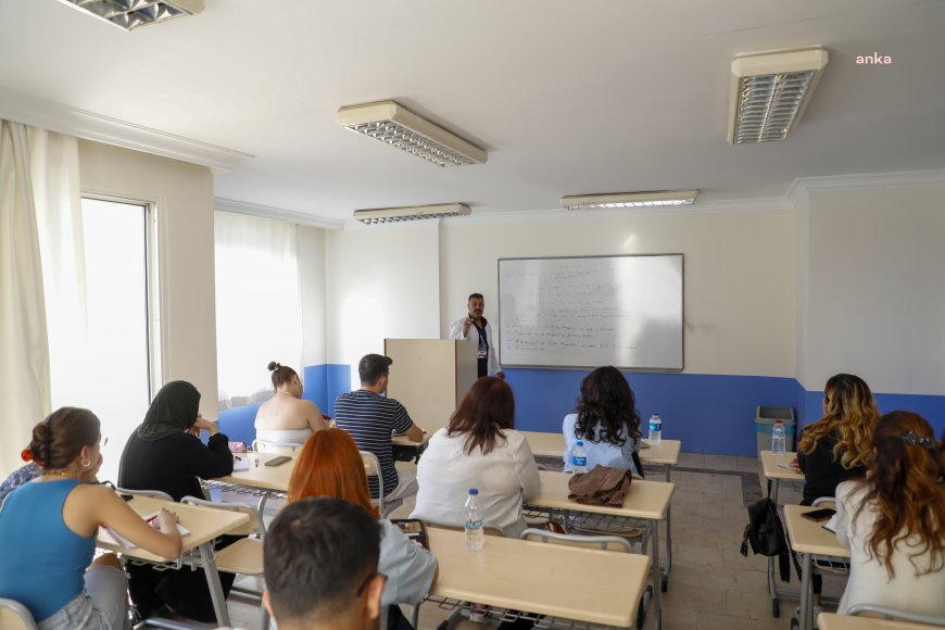 Aydın Büyükşehir Belediyesi, KPSS hazırlık kurslarına başladı