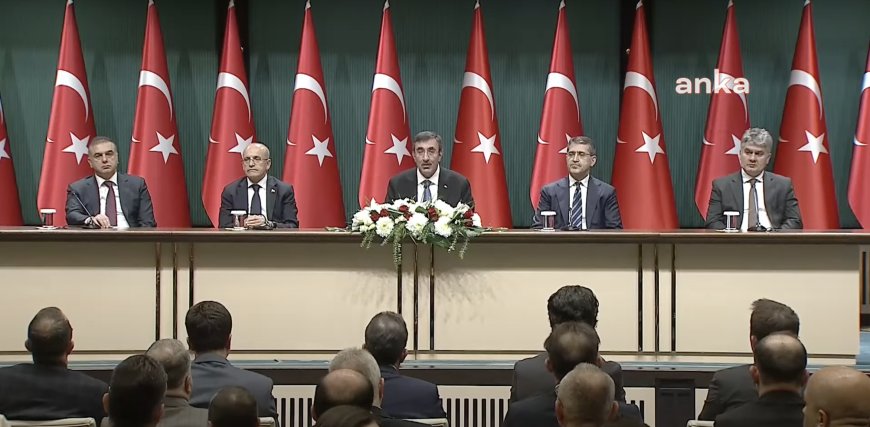 2025 Yılı Merkezi Yönetim Bütçe Kanun Teklifi... Cevdet Yılmaz: “Bütçe giderlerinin 14 trilyon 731 milyar lira, bütçe gelirlerinin ise 12 trilyon 800 milyar lira olacağını öngörmekteyiz”