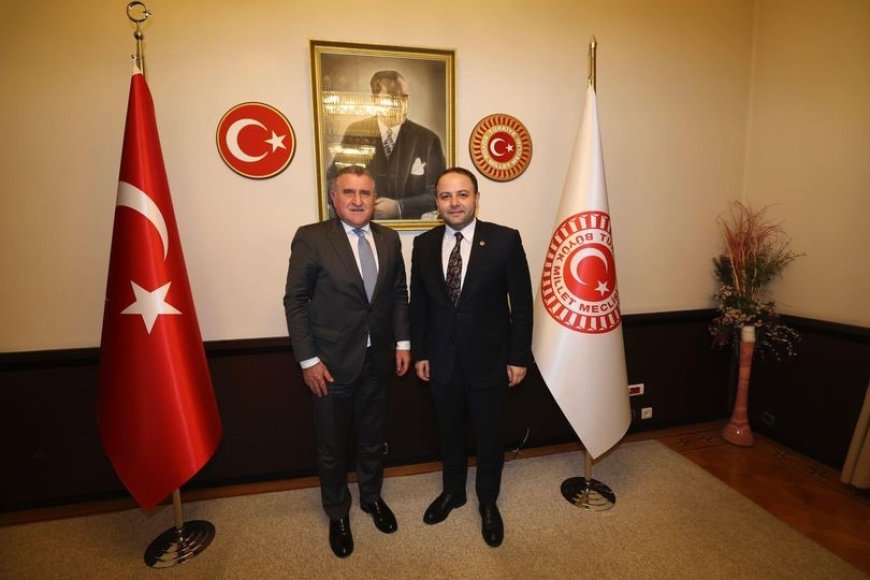 Milletvekili Koç, Gençlik ve Spor Bakanı Osman Aşkın Bak'ı ziyaret etti
