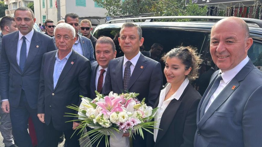 CHP Genel Başkanı Özgür Özel, Antalya'ya geldi