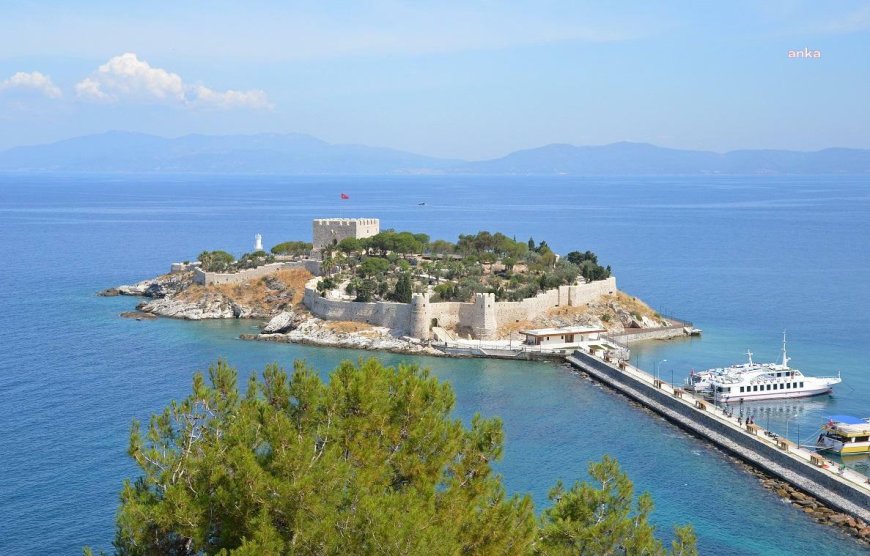 Türkiye’nin ilk tematik deniz ticaret tarihi müzesi, Kuşadası’nda açıldı