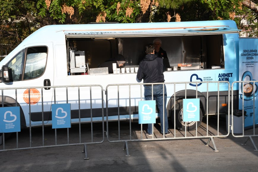Balıkesir’de öğrenciler güne sıcak çorbayla başlıyor 