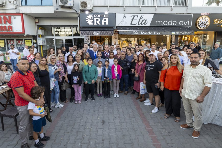Mersin Büyükşehir Belediye Başkanı Seçer, Hataylı depremzedelerin Dayanışma Günü Etkinliği’ne katıldı