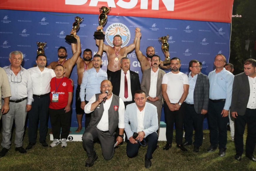 Antalya Kaş Güreşleri Başpehlivanı İsmail Balaban oldu