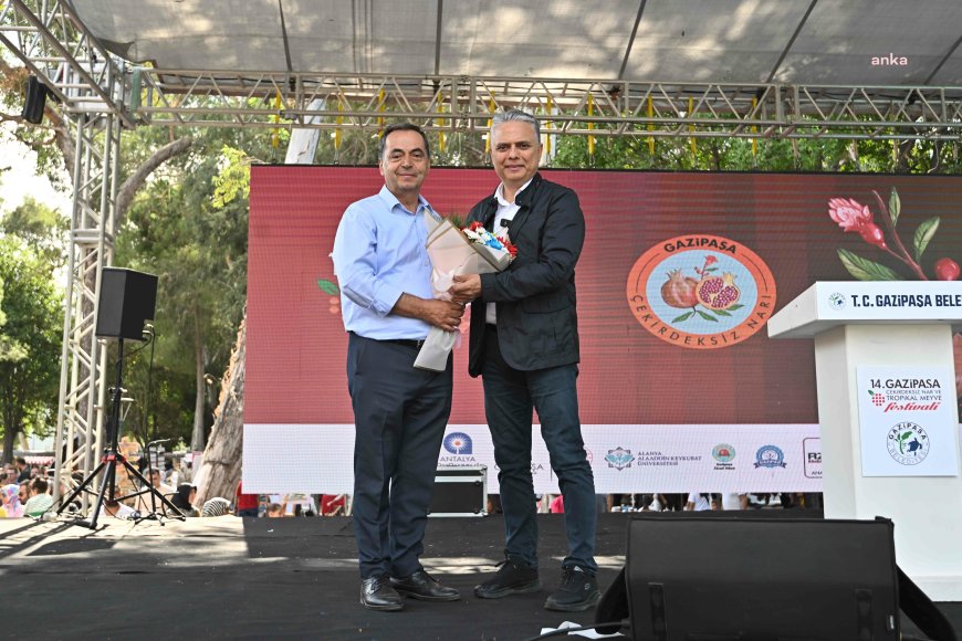 Muratpaşa Belediye Başkanı Uysal: "Türkiye'nin gerçek sahipleri kendi kaderine el koyacak"