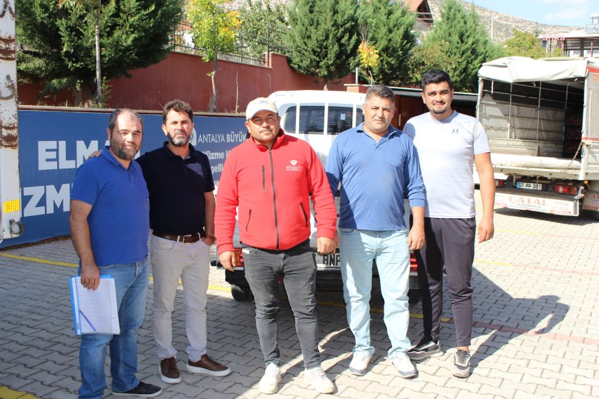 Antalya Büyükşehir Belediyesi’nden Elmalılı çiftçilere sera naylonu desteği