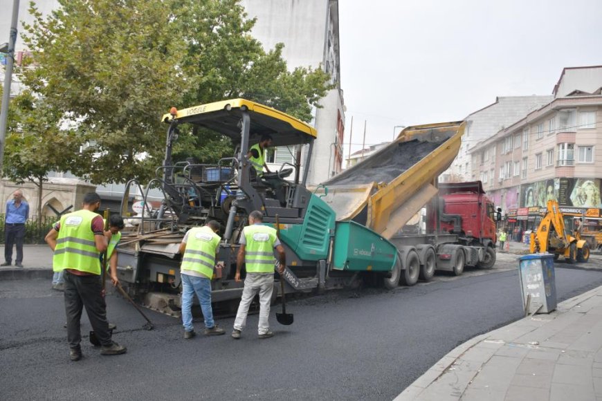 Esenyurt’ta bozuk olan yollar yenileniyor