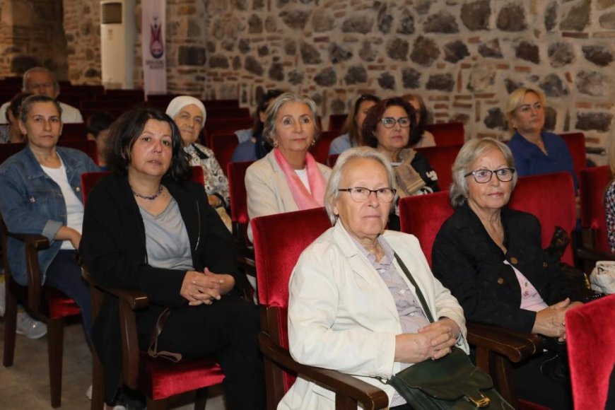Şehzadeler'de kadınlar meme kanseri farkındalığı için buluştu
