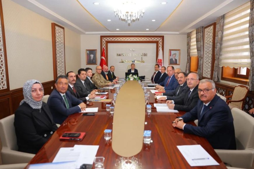 Bayburt'ta ailenin korunması ile kadına şiddet konularında toplantı yapıldı