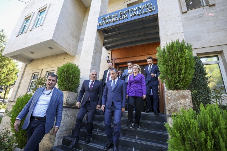Özgür Özel, Diyarbakır Valiliği’ni ziyaret etti