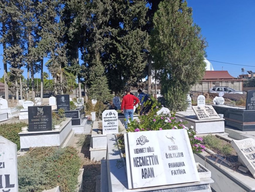 Tarsus'ta bir kişi mezar başında hayatını kaybetti