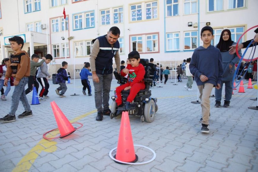 Battalgazi'deki çocuk şenliğine yoğun ilgi
