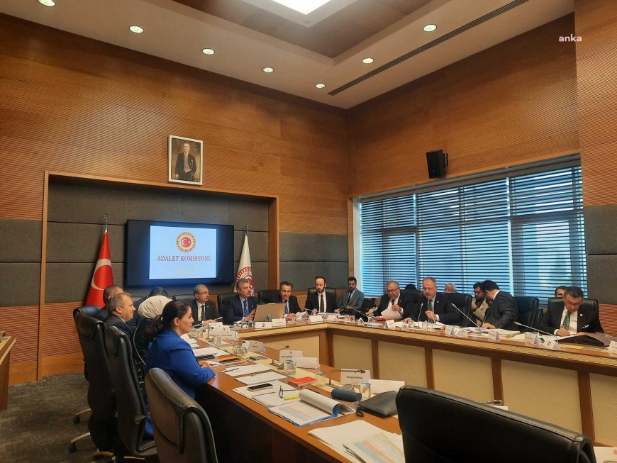 TBMM Adalet Komisyonu'nda "etki ajanlığı" tartışmaları... MİT yetkilisi: "Casusluk faaliyetleri soğuk savaş yıllarında olduğu gibi, bir belgenin alınıp bir tarafa verilmesi şeklinde olmuyor"