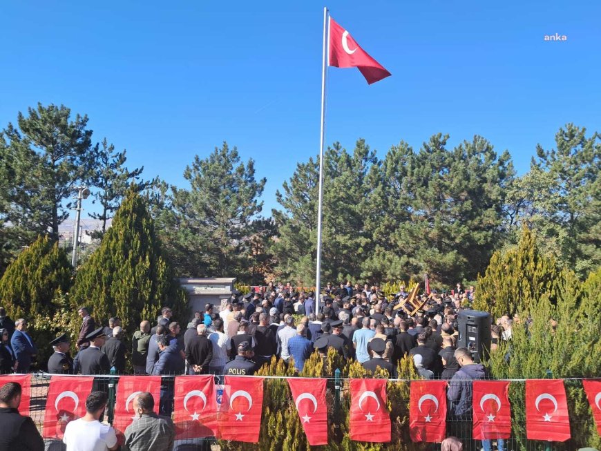 TUSAŞ'a terör saldırısı... Şehit taksi şoförü Murat Arslan, Kahramankazan Şehitliği'ne defnedildi