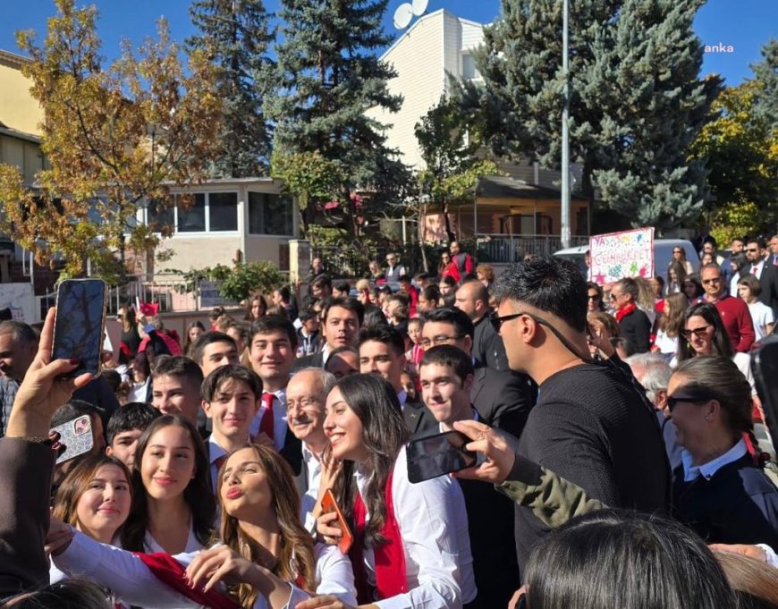 Kemal Kılıçdaroğlu: ''Cumhuriyet rejimi, demokrasi ile taçlandırıldığı sürece anlamlıdır. Cumhuriyet, tek adamların değil, demokrasinin kalesidir''
