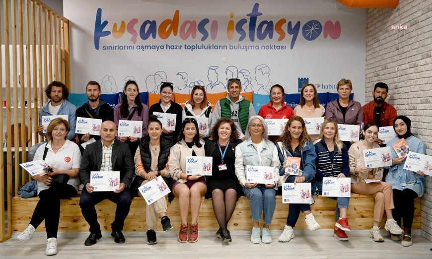 Kuşadası’nda antrenörlere, sporcu beslenmesindeki yenilikler anlatıldı