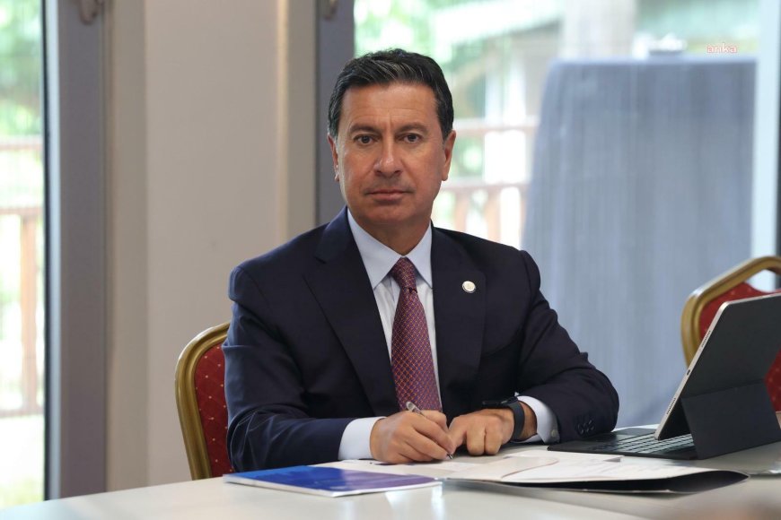 Kıyı Ege Belediyeler Birliği Başkanı Aras'tan Ahmet Özer’in tutuklanmasına ilişkin açıklama: “Bu hukuksuz süreci asla kabul etmiyoruz”