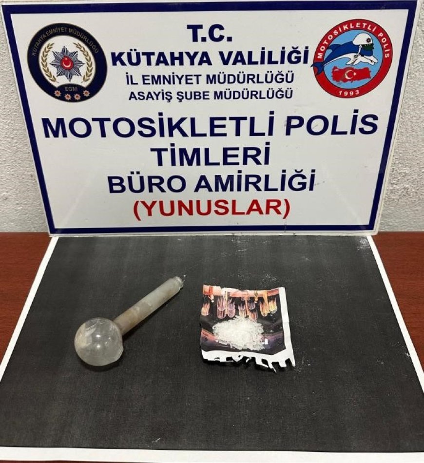 Kütahya'da Yunus Timleri 1 kişinin üzerinde uyuşturucu ele geçirdi