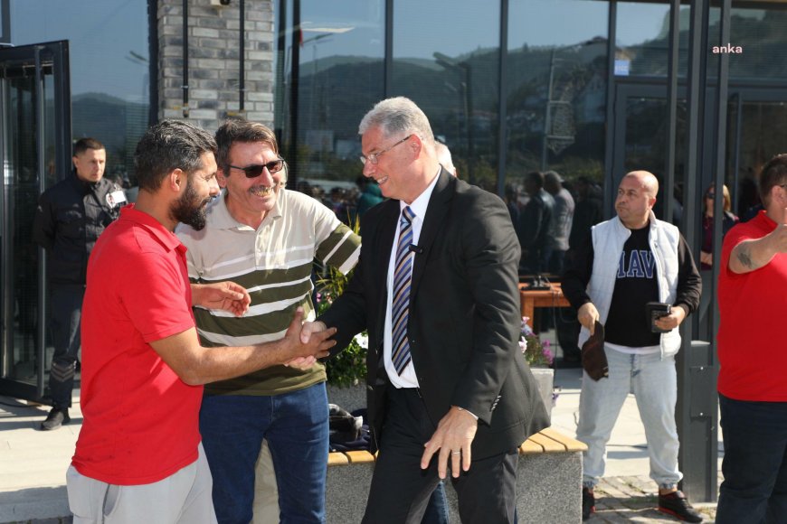Mudanya Belediyesi’nde sözleşme sevinci