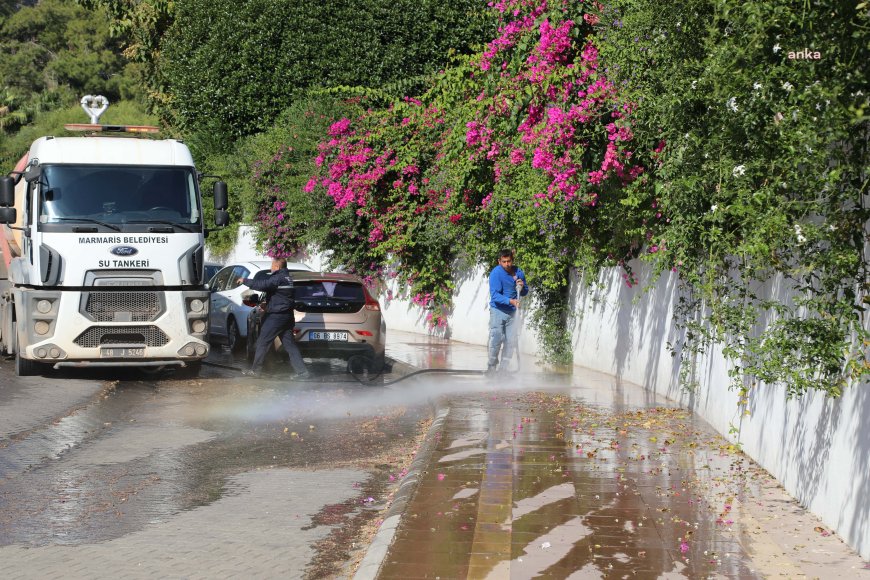Marmaris’te temizlik seferberliği devam ediyor