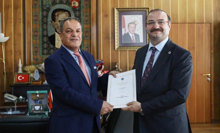 Rektör Hacımüftüoğlu, Irakly Sinyagin madalyası ile ödüllendirilen Prof. Dr. Ercişli’yi misafir etti
