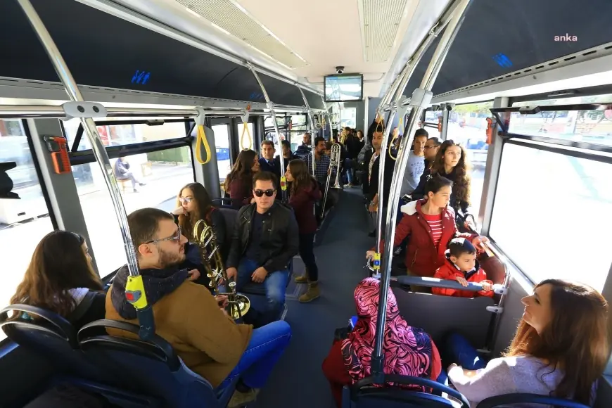 Muğla Büyükşehir Belediyesi, araç filosunu 35 yeni otobüsle güçlendirdi