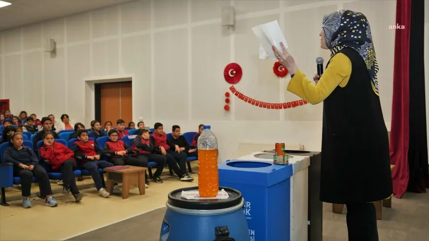 Keçiören Belediyesi'nden ortaokul öğrencilerine 'Çevre ve Geri Dönüşüm' eğitimi