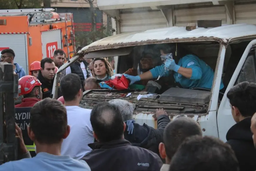 Aydın’da 2 Kamyonet Çarpıştı: Araçta Sıkışan Kadın İçin Kurtarma Seferberliği
