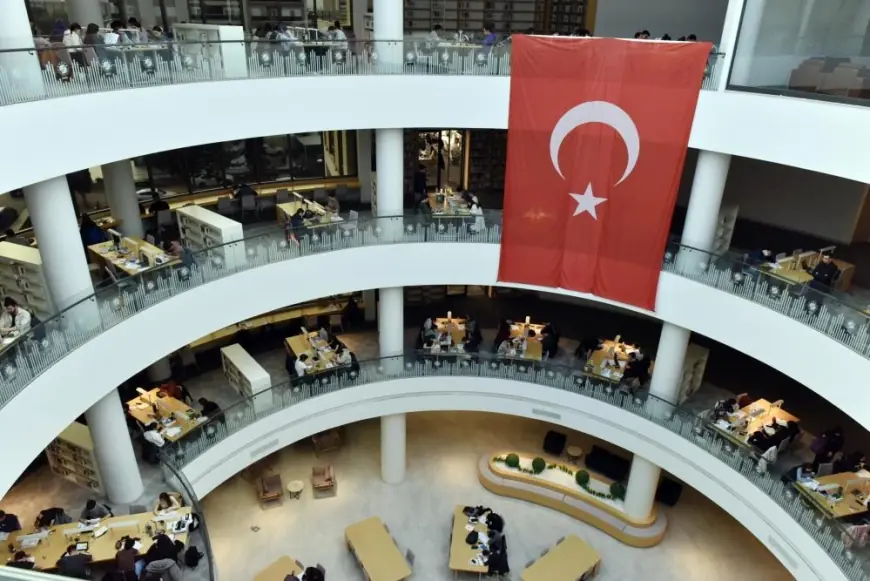 Antalya Kütüphanesi 2024'te 1 milyondan fazla ziyaretçiyi ağırladı