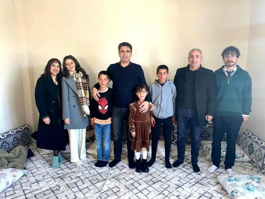 Hamur Kaymakamı Mahir'den yetim ve öksüz çocuklara doğum günü sürprizi