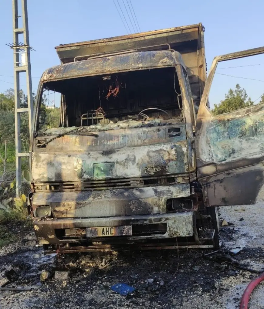 Yanan araca müdahale eden sürücü yaralandı