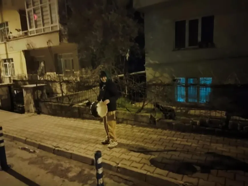 12 yaşındaki Mustafa harçlıklarıyla davul aldı, Muğla'yı Ramazan geleneğine kavuşturdu