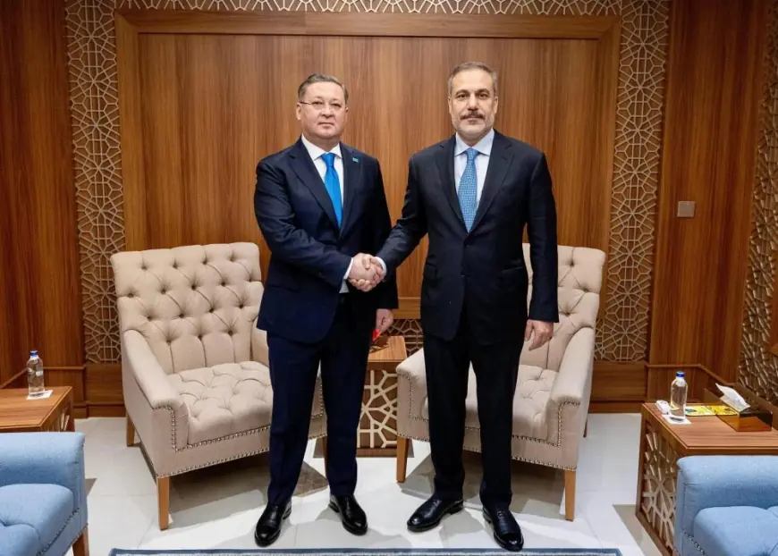 Dışişleri Bakanı Fidan, Kazakistan Dışişleri Bakanı Nurtleu ile bir araya geldi