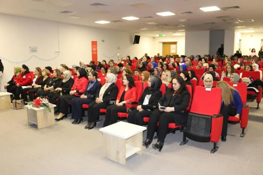 Niğde'de "Toplumsal Cinsiyet Rollerinin Kadının İş Hayatına Katılımına Etkisi" Paneli