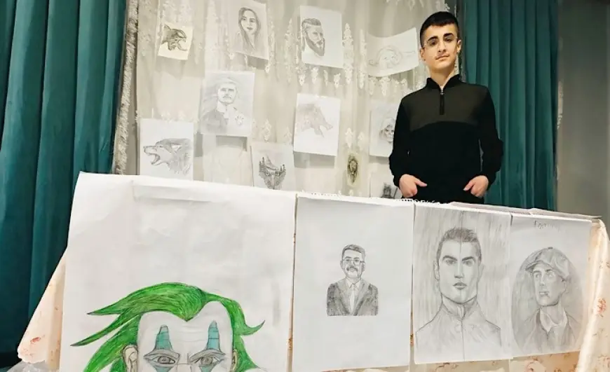 Genç yetenek, yaptığı resimlerle hayran bırakıyor