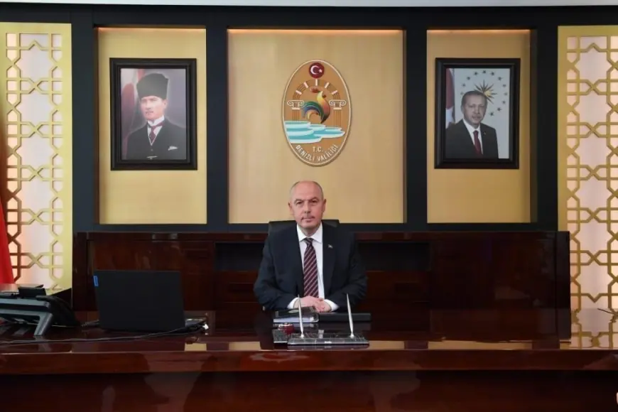 Vali Coşkun, "Akif, Türk milletine ümit ve fazilet tabanlı bir gelecek gösteren önemli bir mütefekkirdir"