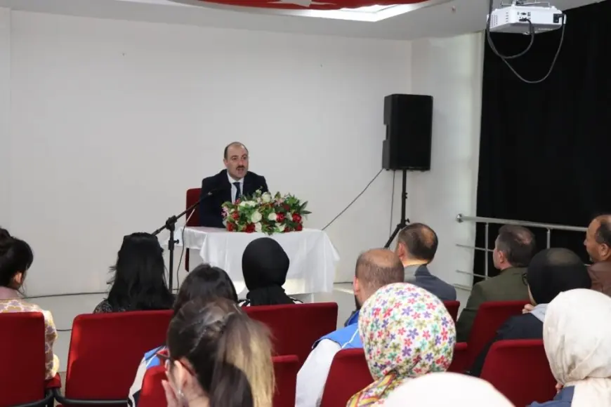 Kaymakamdan gençlere nasihat