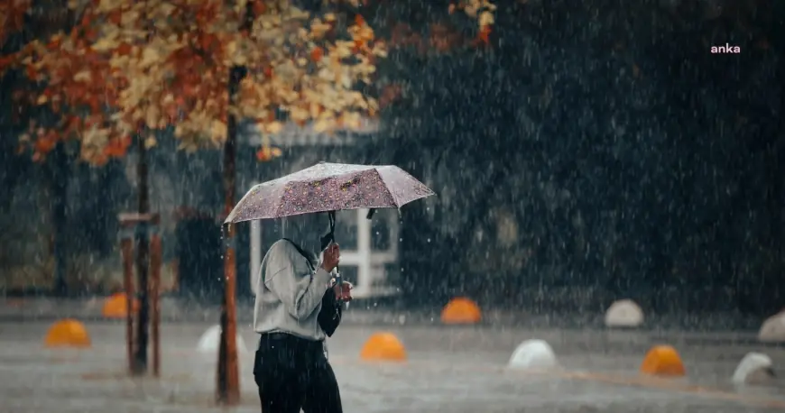 İstanbul’da hava aniden soğuyacak... Hava sıcaklığı hafta sonu 25, gelecek hafta 5 dereceyi görecek