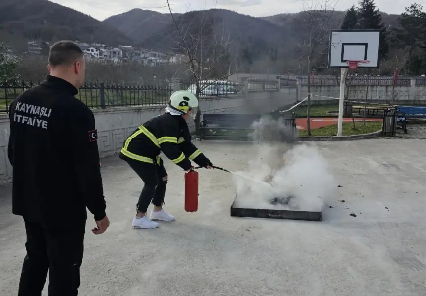 Önce minikler, sonra büyükler itfaiyeci oldu