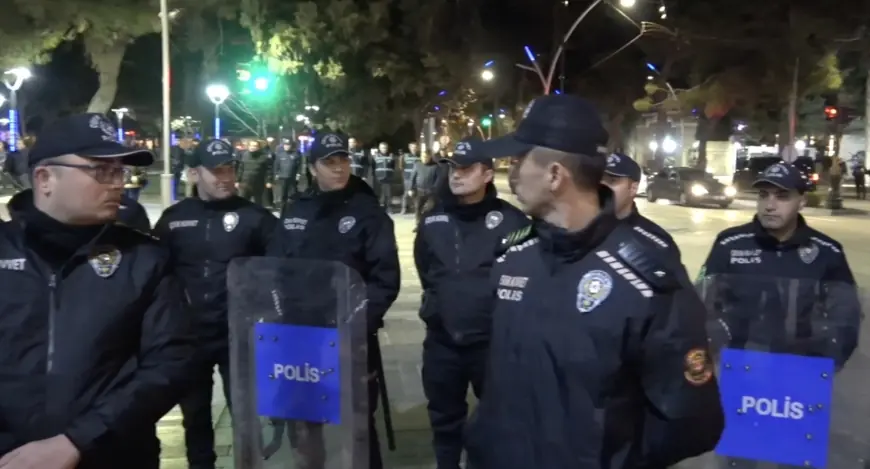 Burdur’da Ekrem İmamoğlu’na destek eylemi
