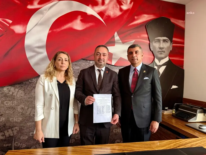Gürsel Erol, İmamoğlu için imza kampanyasına destek verdi