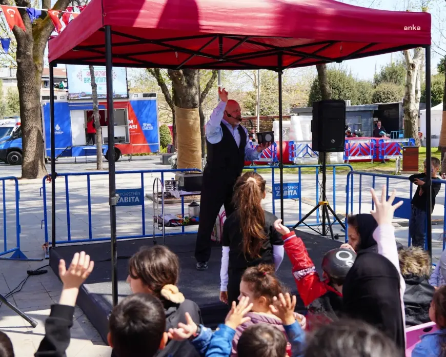 Saraçhane'de “Özgürlük ve Demokrasi Şenliği” coşkusu sürüyor