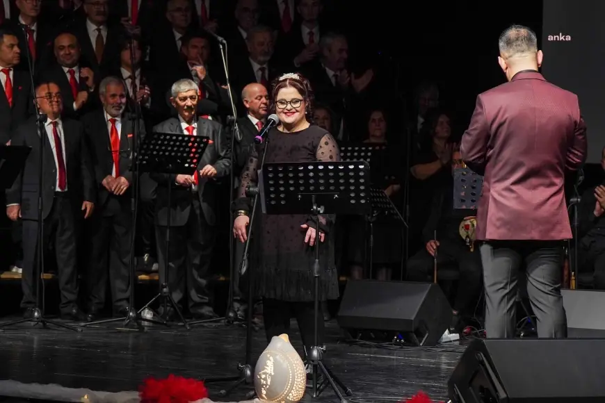 Gaziemir Belediye korosu türkülerle yüreklere dokundu