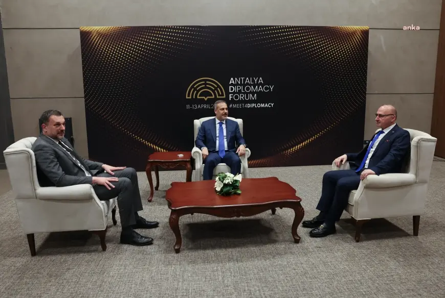 Dışişleri Bakanı Fidan, Türkiye-Bosna-Hersek-Hırvatistan Üçlü Danışma Mekanizması Dışişleri Bakanları Toplantısı'na katıldı