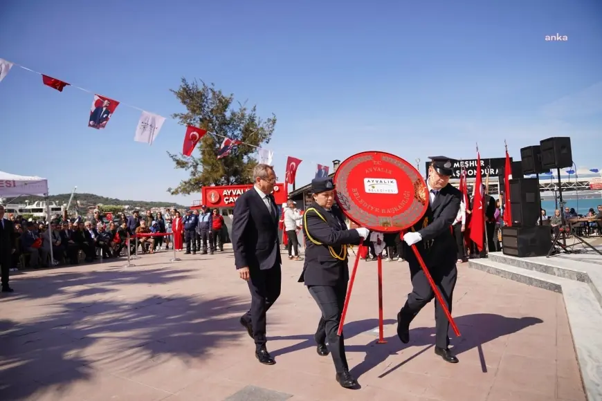 Ayvalık Belediye Başkanı Ergin: "Atatürk’ün yolundan gitmeye devam ediyoruz"
