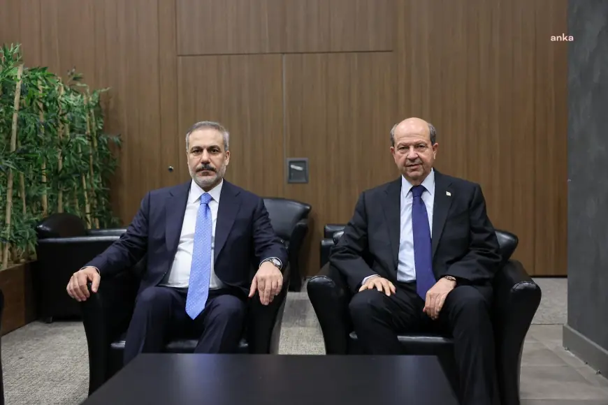KKTC Cumhurbaşkanı Tatar, Dışişleri Bakanı Fidan'ı Kabul Etti
