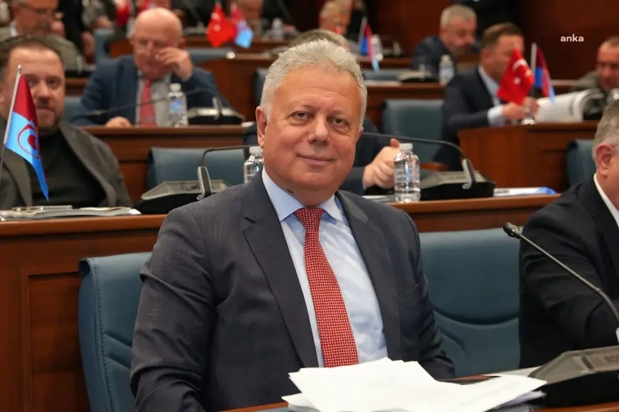 Ortahisar Belediye Başkanı Kaya: "15 milyonun iradesiyle Cumhurbaşkanı adayı ilan ettiği bu şehrin evladı elbette ki bu meclisin gündeminde yer almalıdır"